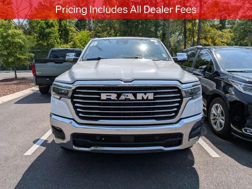Bright White Clearcoat 2025 RAM 1500 Laramie