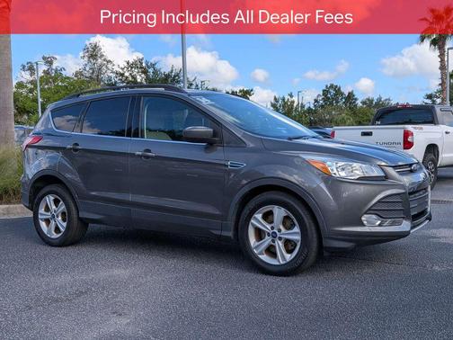 Sterling Gray Metallic 2014 Ford Escape SE