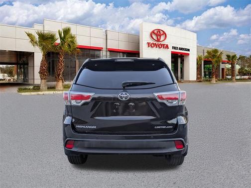 2015 Toyota Highlander Limited Platinum