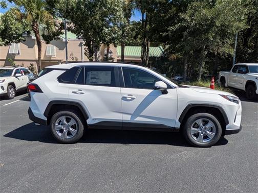 2025 Toyota RAV4 Hybrid LE