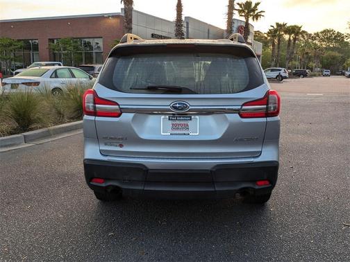 2019 Subaru Ascent Base 8-Passenger