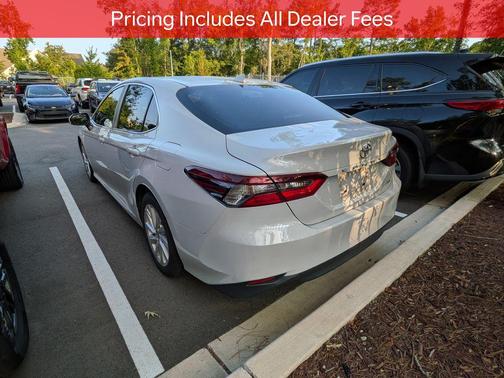 Ice Edge 2023 Toyota Camry LE