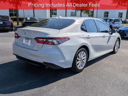 Ice Edge 2023 Toyota Camry LE
