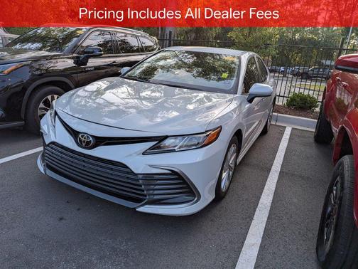 Ice Edge 2023 Toyota Camry LE
