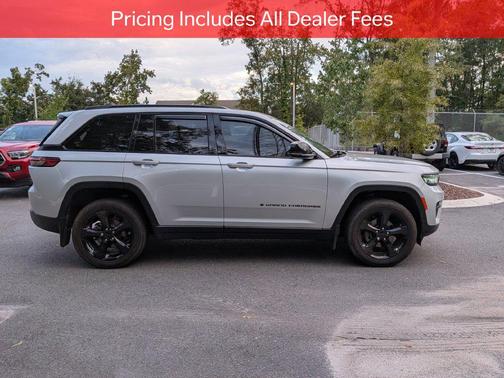 Silver Zynith 2024 Jeep Grand Cherokee Altitude