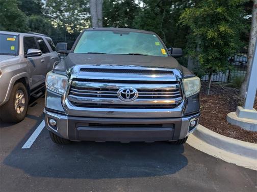 2017 Toyota Tundra SR5