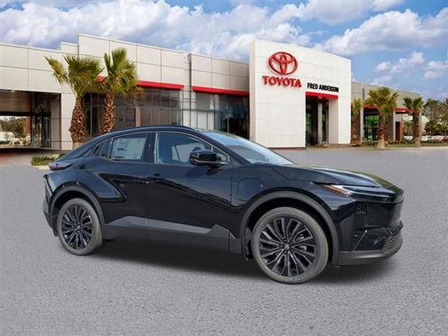 Midnight Black Metallic 2026 Toyota C-HR XSE