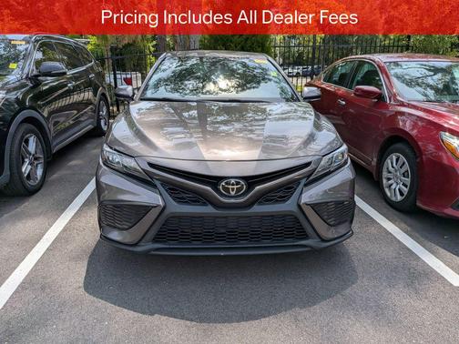Predawn Gray Mica 2024 Toyota Camry SE