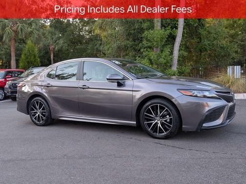 Predawn Gray Mica 2024 Toyota Camry SE
