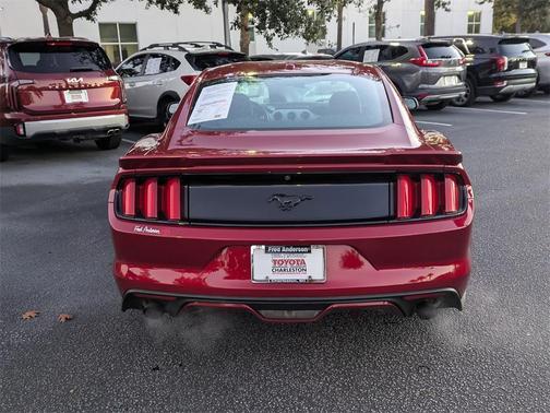 2017 Ford Mustang EcoBoost Premium