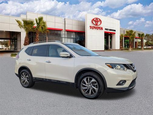 2015 Nissan Rogue SL