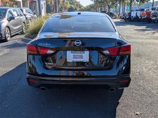 2024 Nissan Altima SR FWD