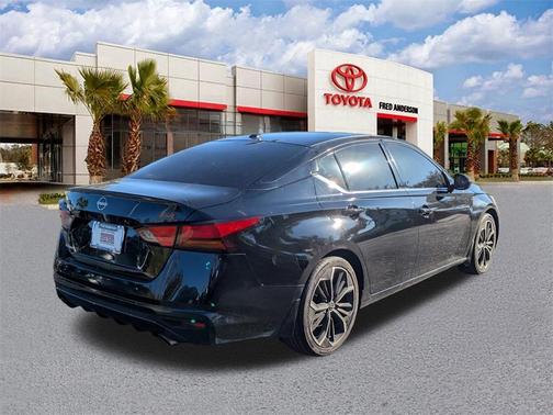 2024 Nissan Altima SR FWD