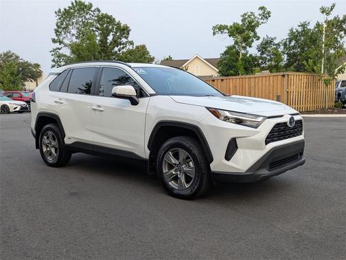 2024 Toyota RAV4 Hybrid XLE