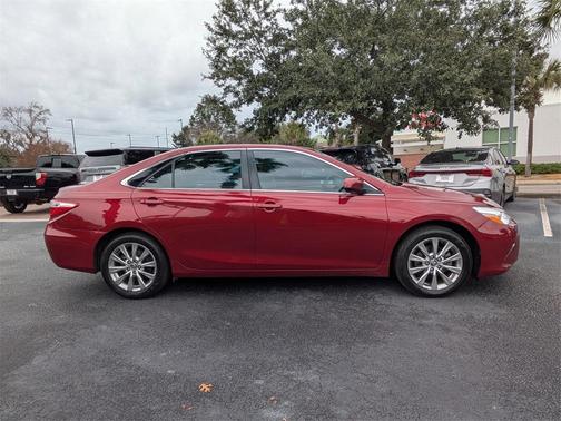 2015 Toyota Camry XLE