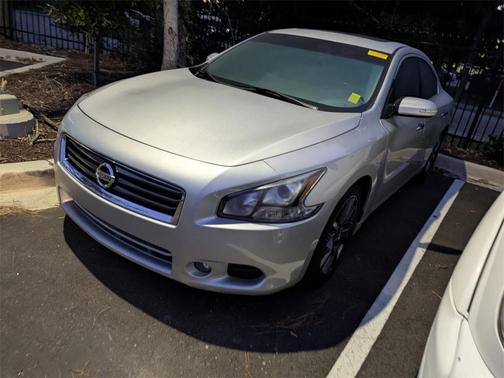 2014 Nissan Maxima SV