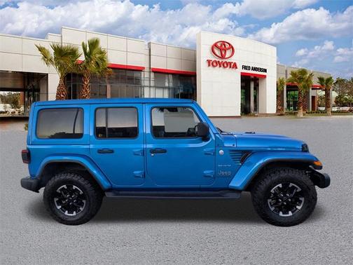 2024 Jeep Wrangler 4-Door Sahara 4x4