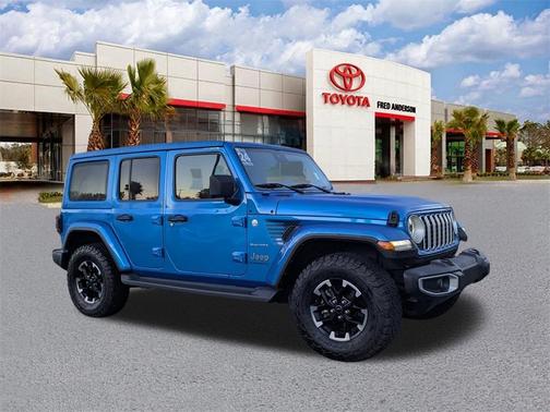 2024 Jeep Wrangler 4-Door Sahara 4x4