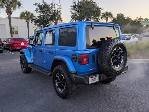 2024 Jeep Wrangler 4-Door Sahara 4x4