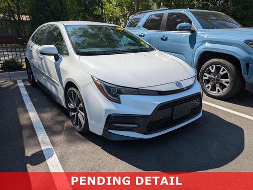 Super White 2021 Toyota Corolla SE