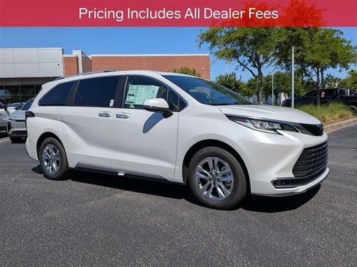 Wind Chill Pearl 2026 Toyota Sienna Limited