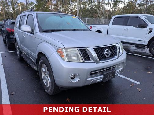 2012 Nissan Pathfinder SV