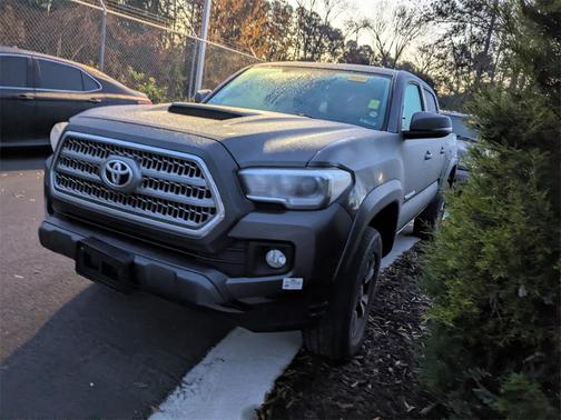 2016 Toyota Tacoma TRD Sport