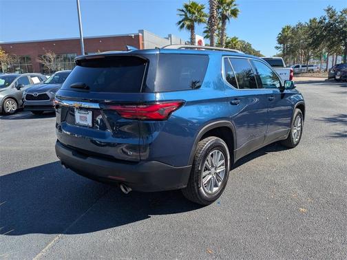 2022 Chevrolet Traverse LT Leather