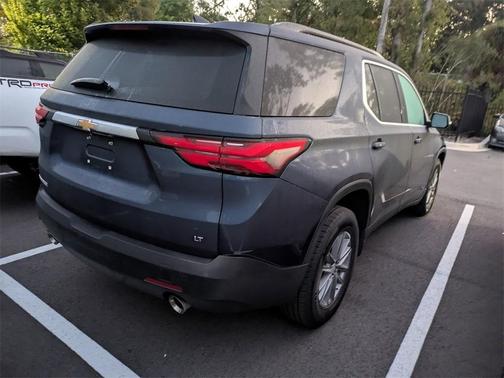 2022 Chevrolet Traverse LT Leather