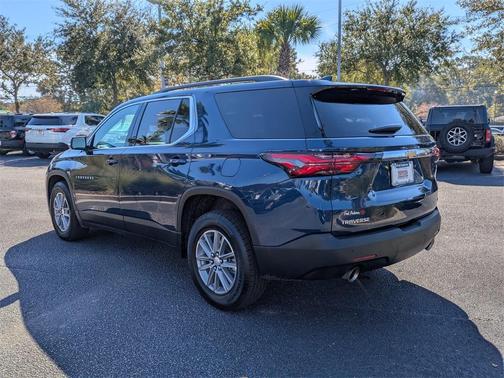 2022 Chevrolet Traverse LT Leather