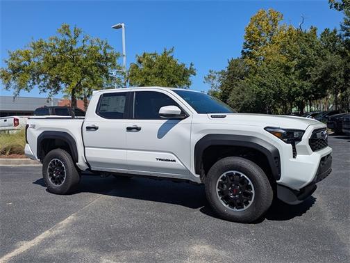 2025 Toyota Tacoma Hybrid TRD Off Road