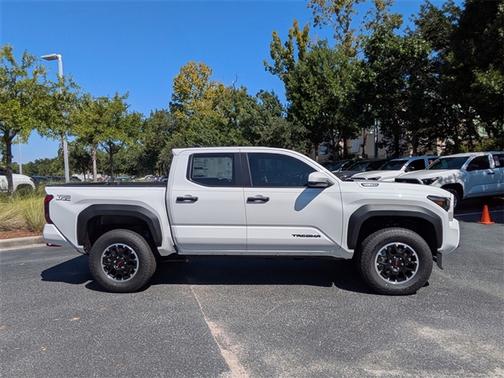 2025 Toyota Tacoma Hybrid TRD Off Road