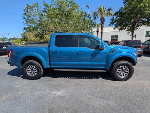 2020 Ford F-150 Raptor