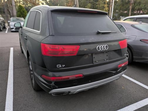 2018 Audi Q7 2.0T Premium Plus