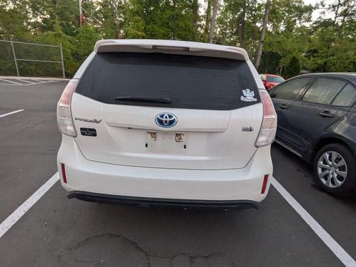 2015 Toyota Prius v Three