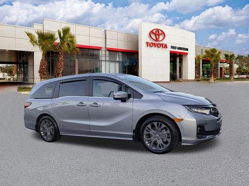 2025 Honda Odyssey Touring