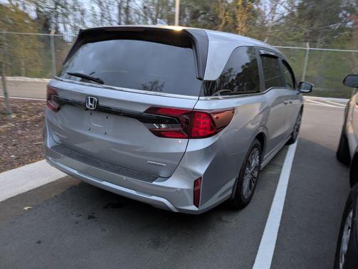 2025 Honda Odyssey Touring