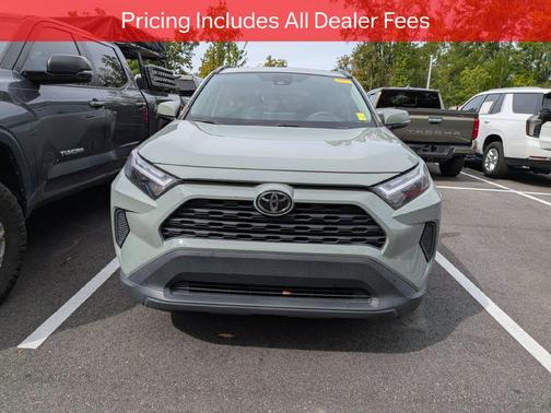 Lunar Rock 2022 Toyota RAV4 XLE