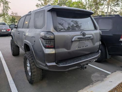 Magnetic Gray Metallic 2015 Toyota 4Runner SR5 Premium