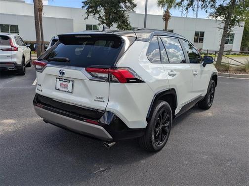 2022 Toyota RAV4 Hybrid XSE