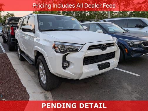 Ice 2023 Toyota 4Runner SR5