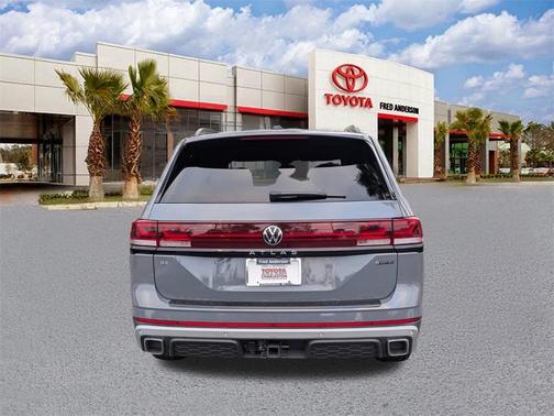 2024 Volkswagen Atlas 2.0T SE w/Technology 4MOTION