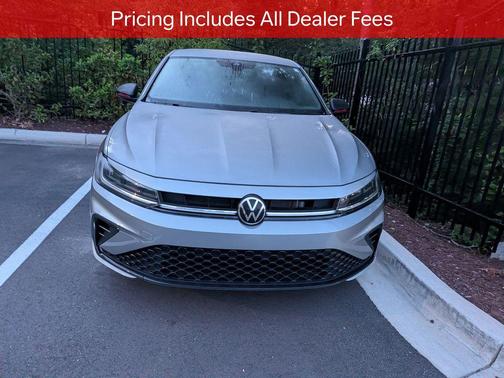 Platinum Gray 2025 Volkswagen Jetta 1.5T Sport