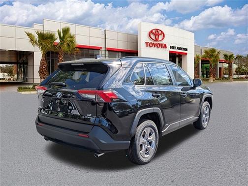 2025 Toyota RAV4 Hybrid LE