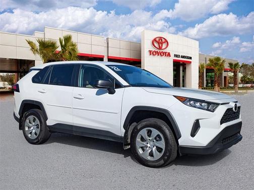 2022 Toyota RAV4 LE