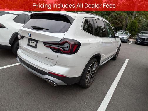 Mineral White Metallic 2024 BMW X3 xDrive30i
