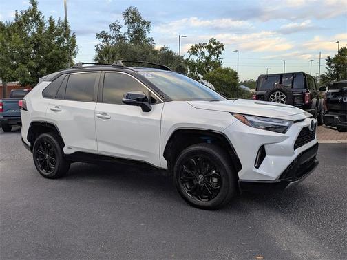 2023 Toyota RAV4 Hybrid XSE