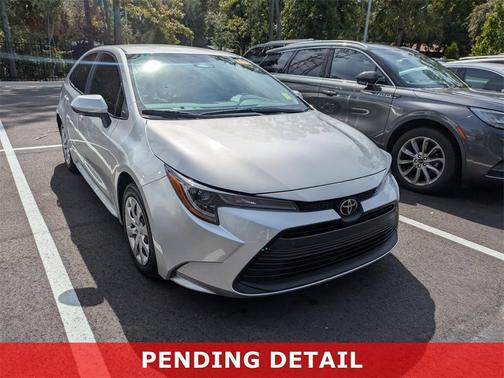 2025 Toyota Corolla LE