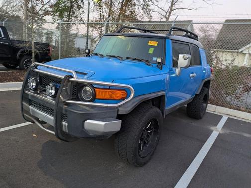 2014 Toyota FJ Cruiser Base