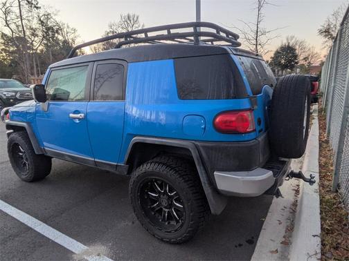 2014 Toyota FJ Cruiser Base